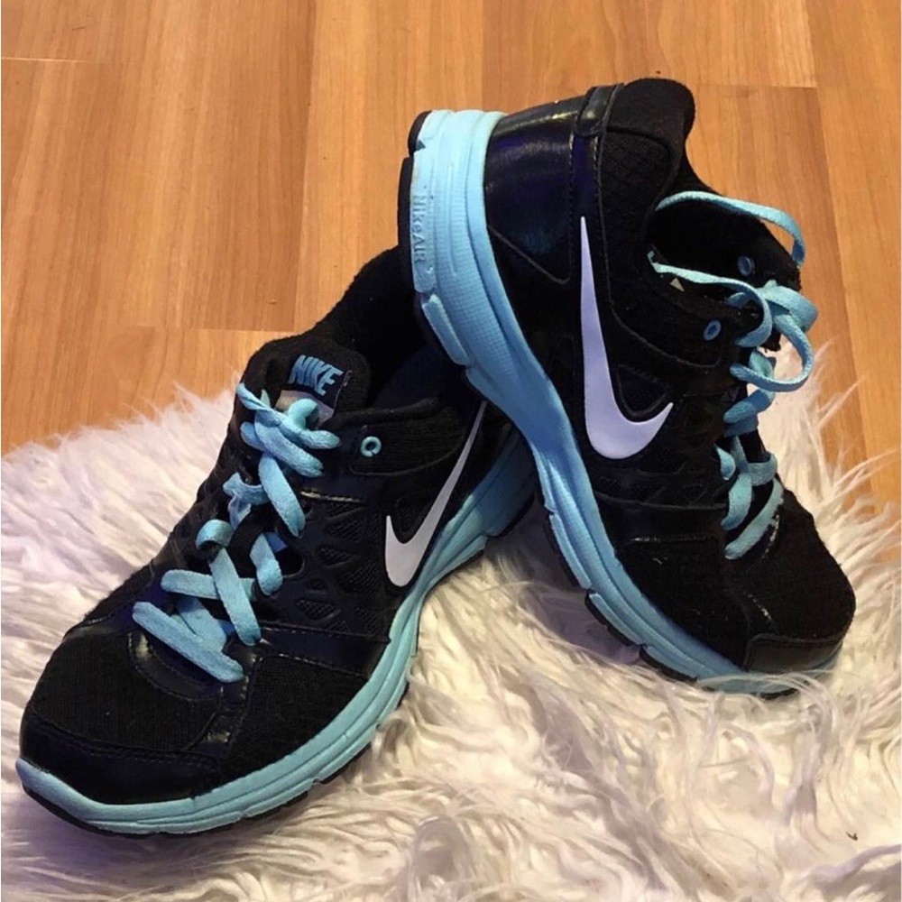 Women’s Nike Air Relentless 2 Athletic Shoes 7.5